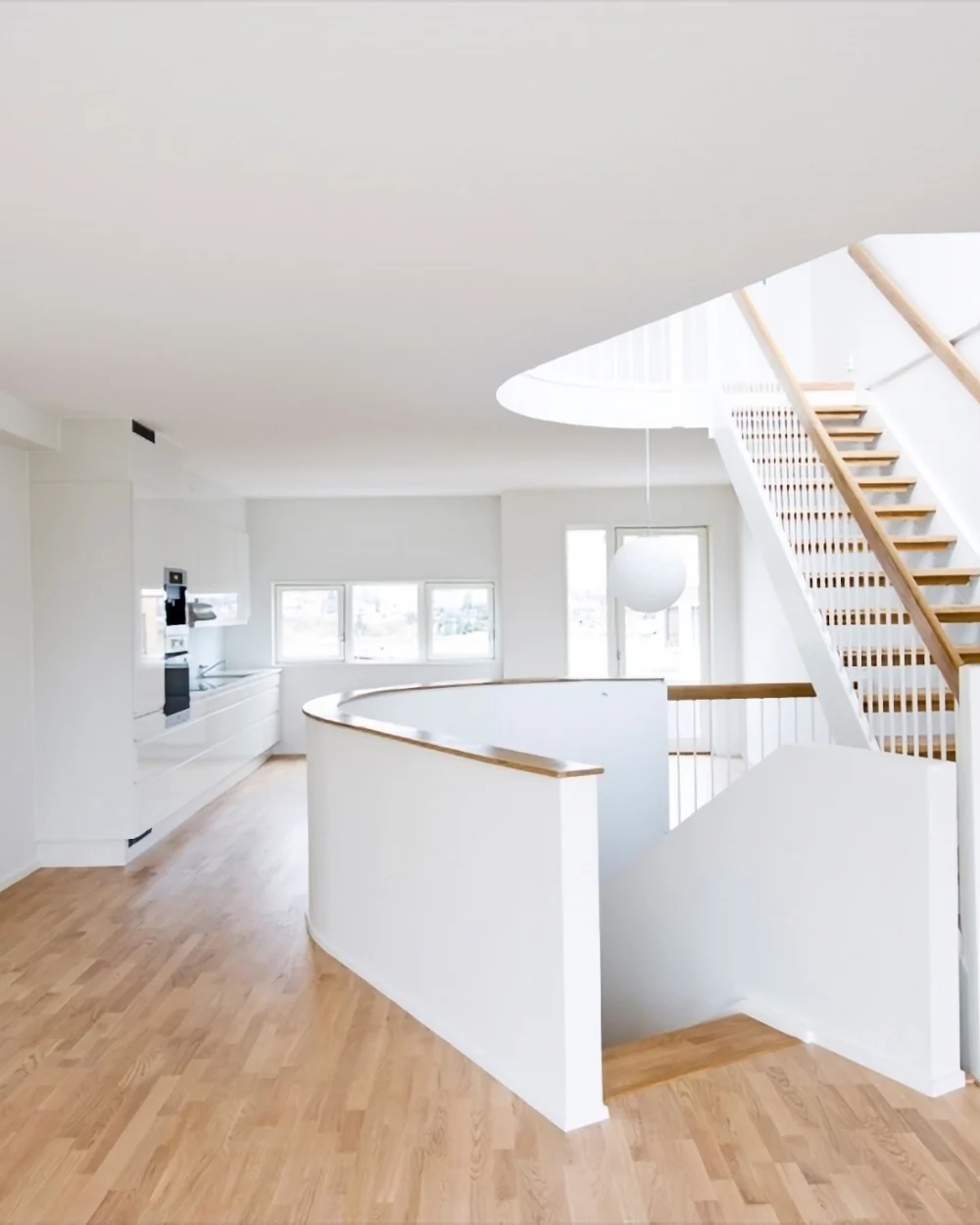 Holztreppe Nr. 16
