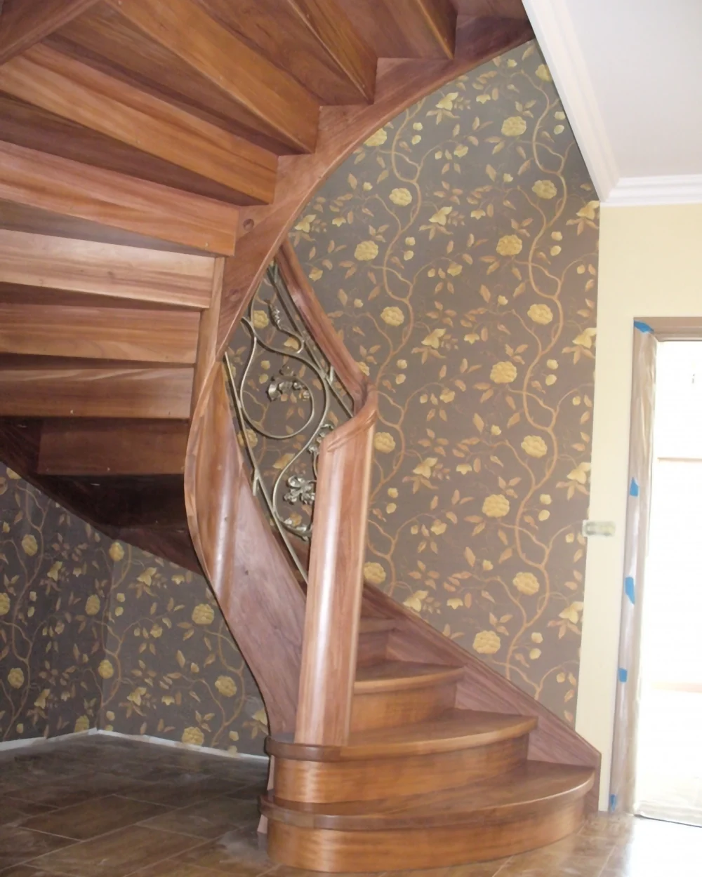 Holztreppe Nr. 21
