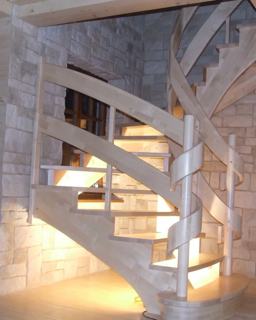 Holztreppe Nr. 27