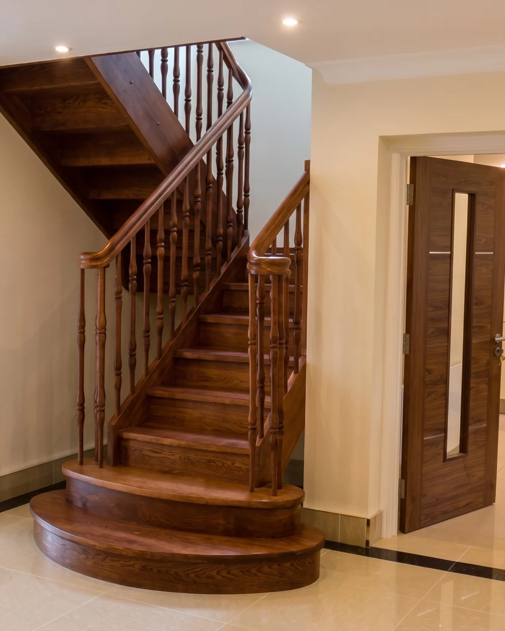 Holztreppe Nr. 54