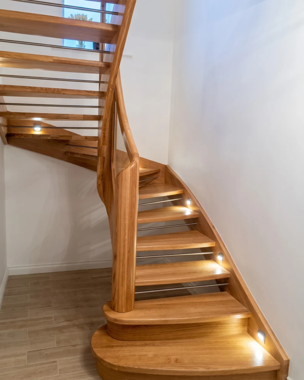 Holztreppe Nr. 64
